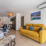 Les Pins Parasols By Interhome Lägenhet Bormes-les-Mimosas
