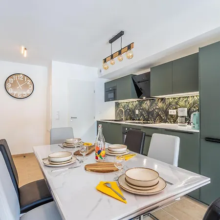 Dans Neuve Avec Piscine By Interhome Apartamento *