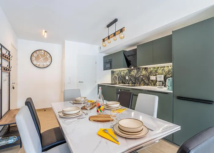 Les Pins Parasols By Interhome Appartement *